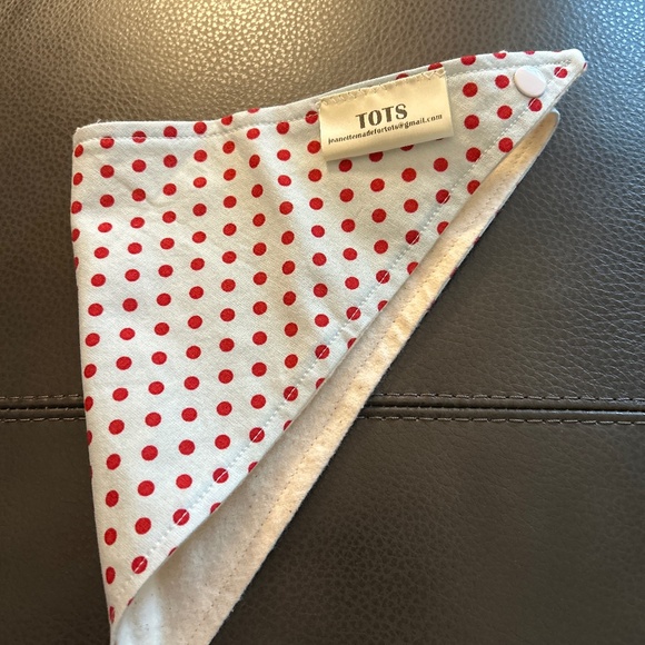 Polka Dot Baby Bandana-Bib - Picture 2 of 3